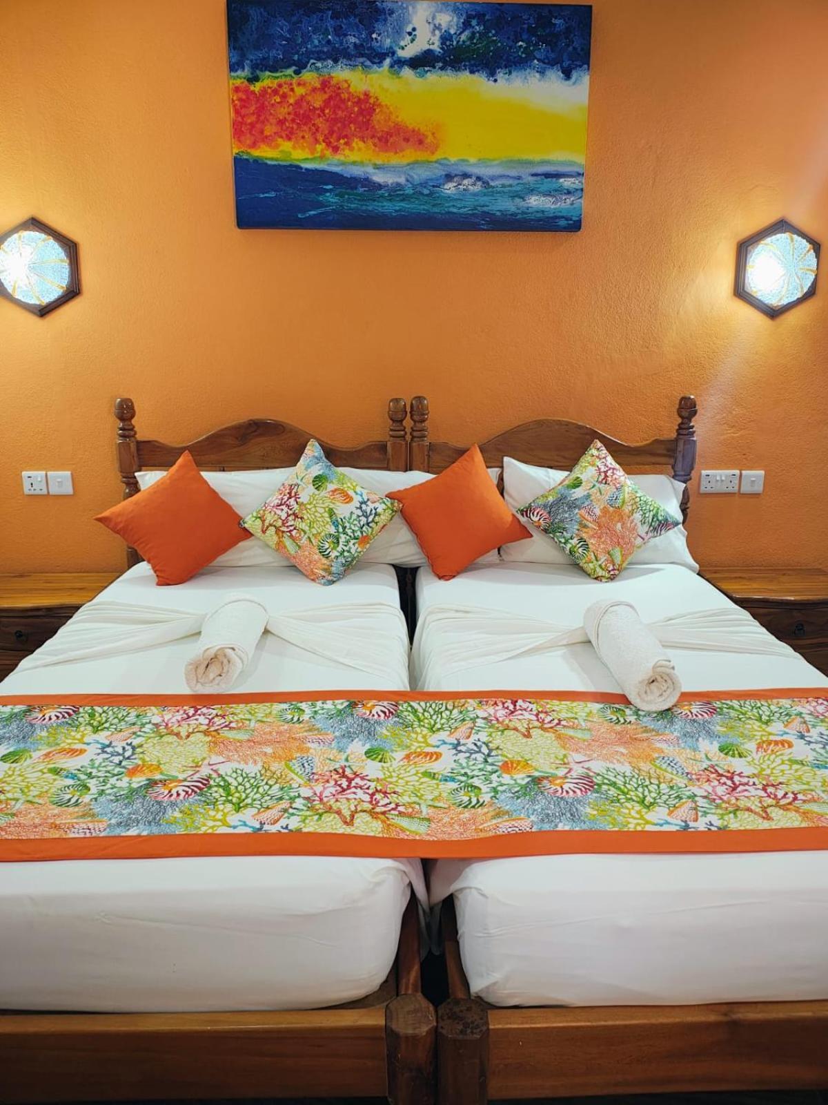 The Islander Hotel Grand Anse  Bagian luar foto
