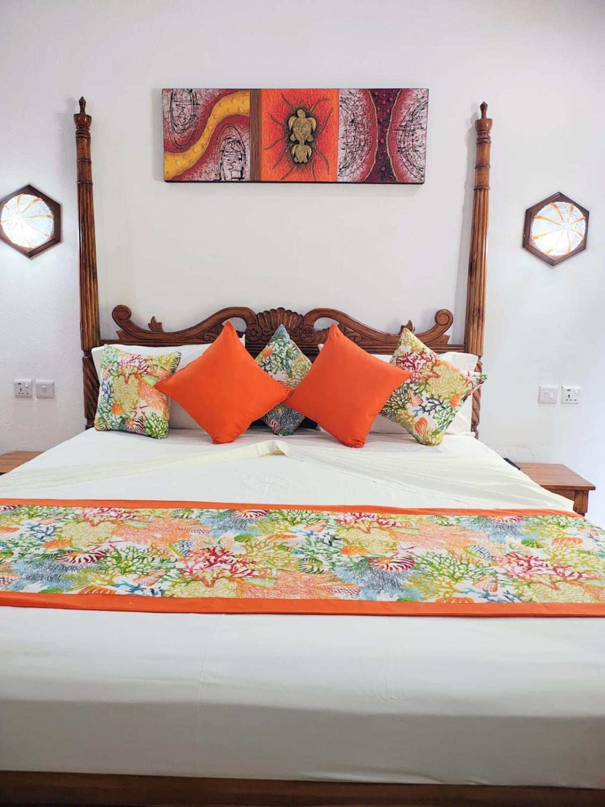 The Islander Hotel Grand Anse  Bagian luar foto